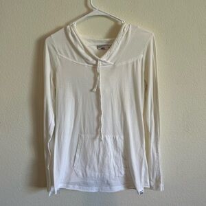Prana medium white pop over hooded front pocket top